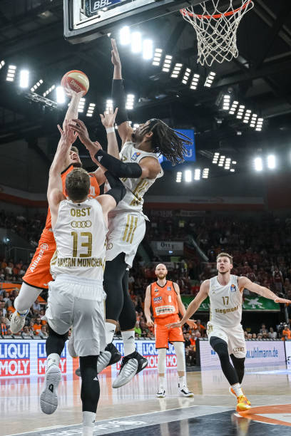 现一支球队 现一支球队