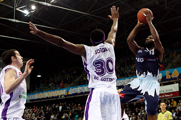 他需要恢复 他需要恢复